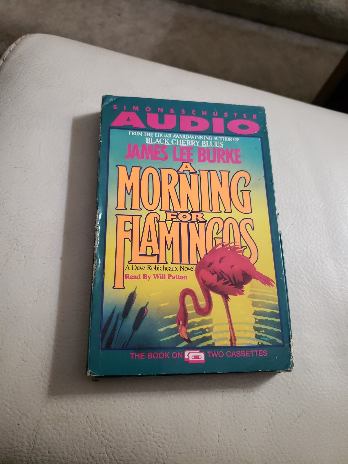 A Morning For Flamingos Audiobook on two Cassettes by James Lee Burke «Rare»