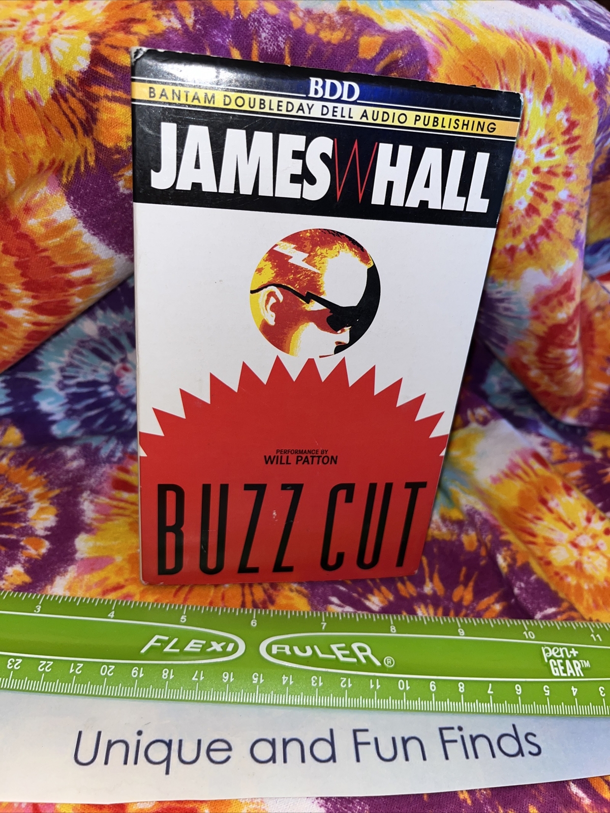 Buzz Cut Audiobook by James W. Hall 2 Cassettes 180 Minutes EUC