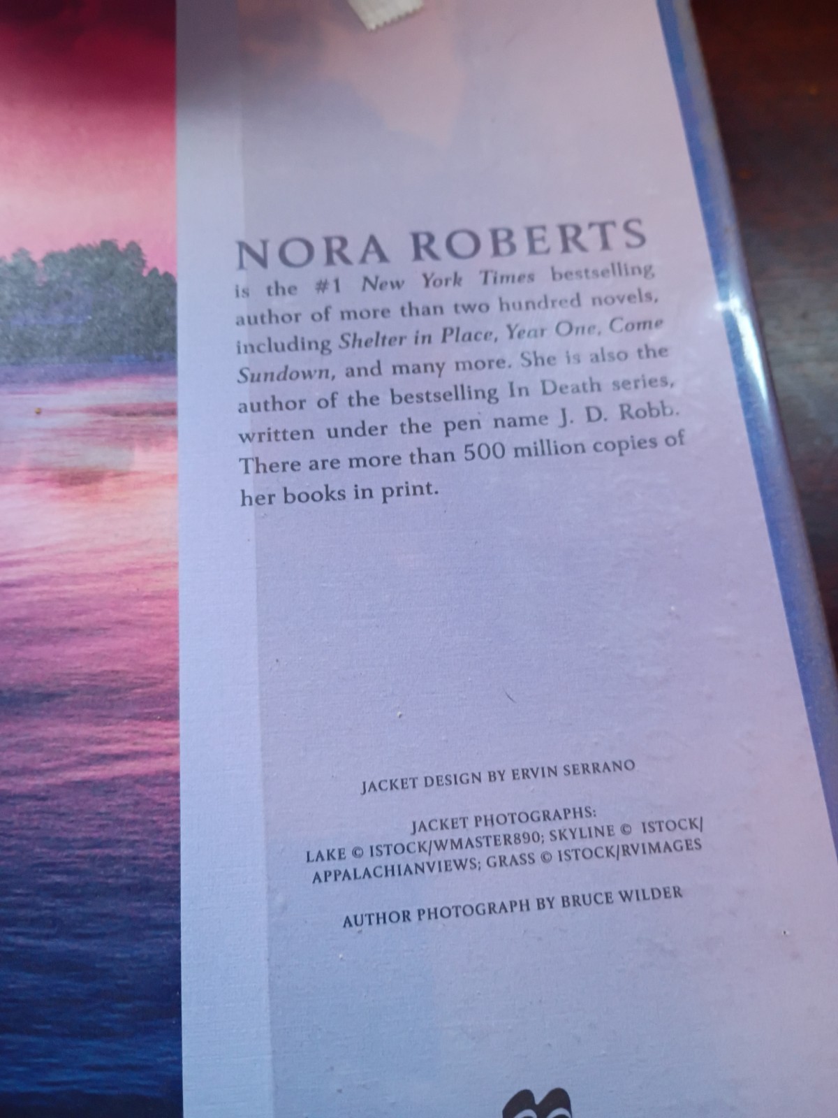 Under Currents : A Novel by Nora Roberts
