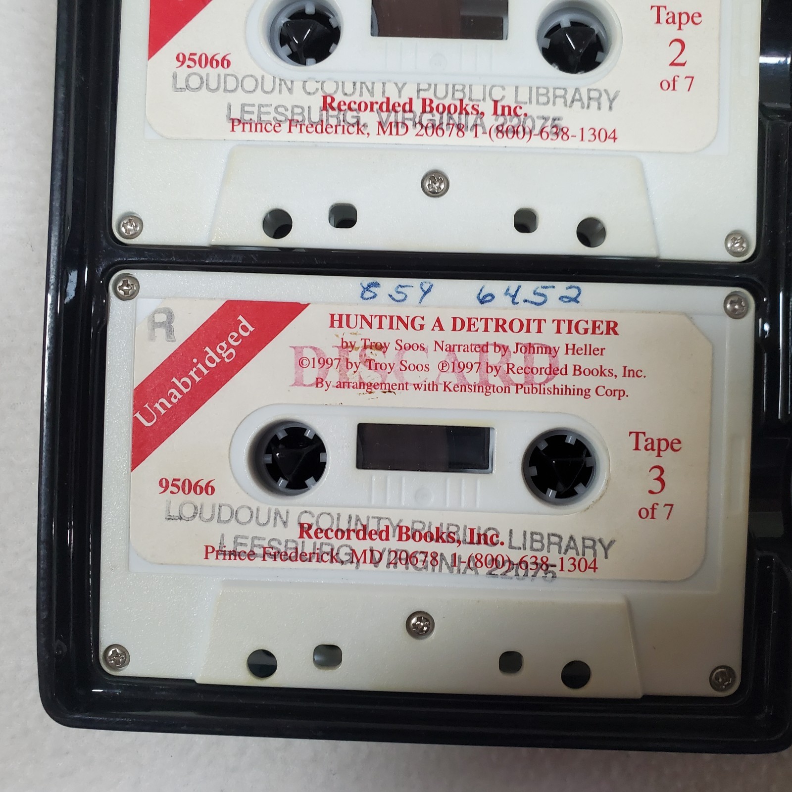 Hunting a Detroit Tiger Recorded Books 7 Audiocassettes ON Cassette Tape Soos