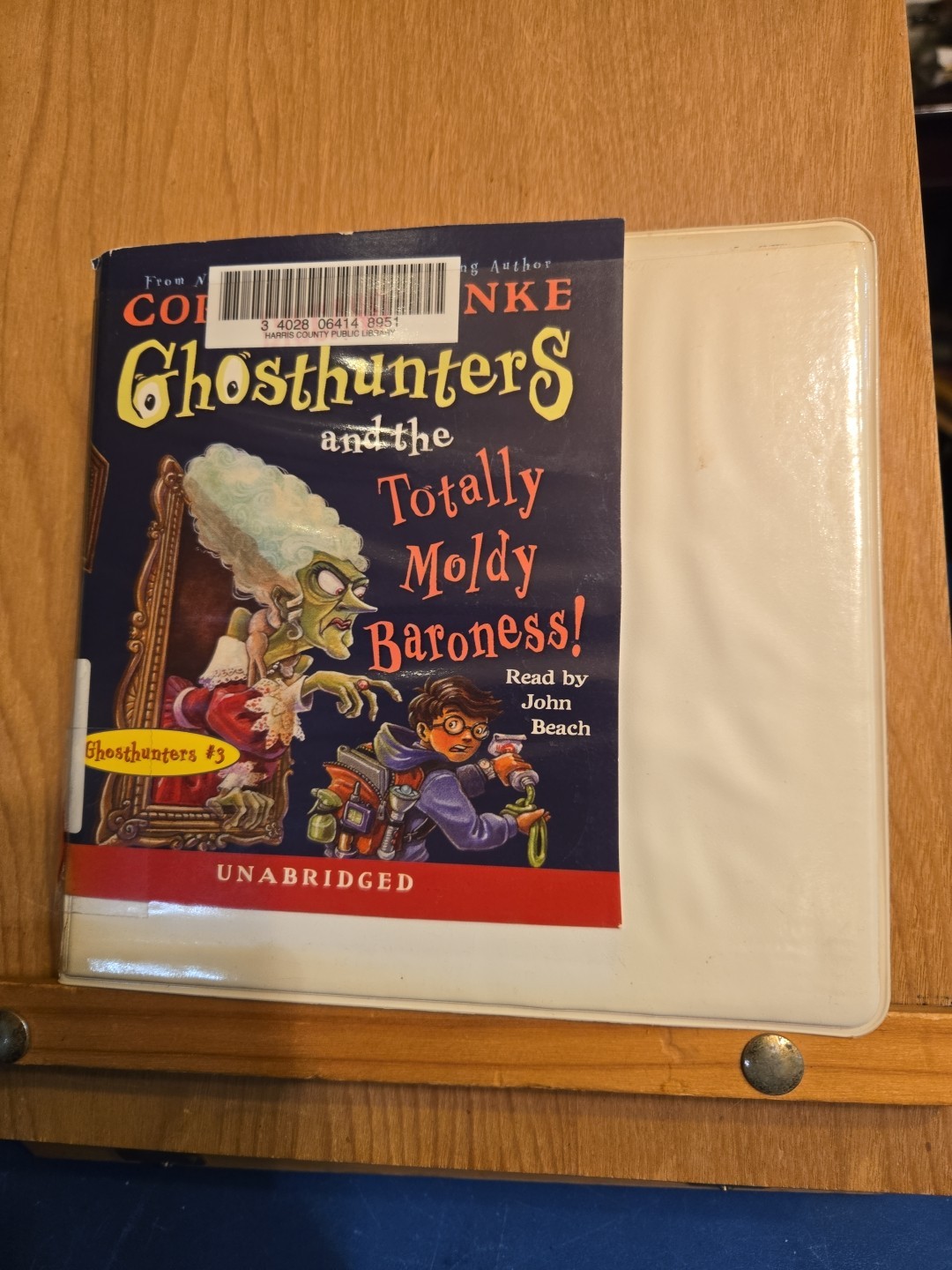 Ghosthunters & the Totally Moldy Baroness — Cornella Funke Audiobook 2 Disc Unab