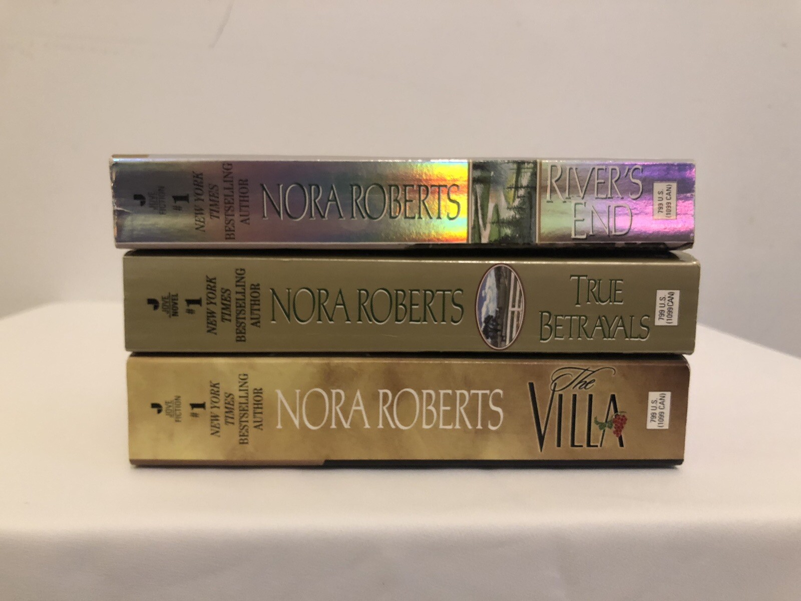 Mix Lot of 3- The Villa, True Betrayal, River’s End by Nora Roberts GOOD