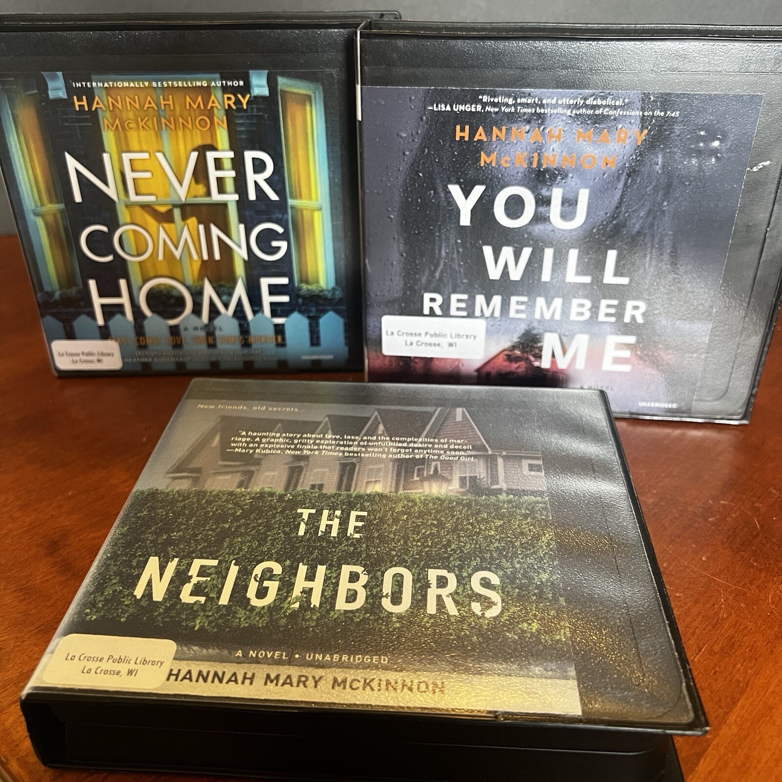Lot: 3 Hannah Mary McKinnon Audio Book CD Set Never Coming Home Neighbors is￼