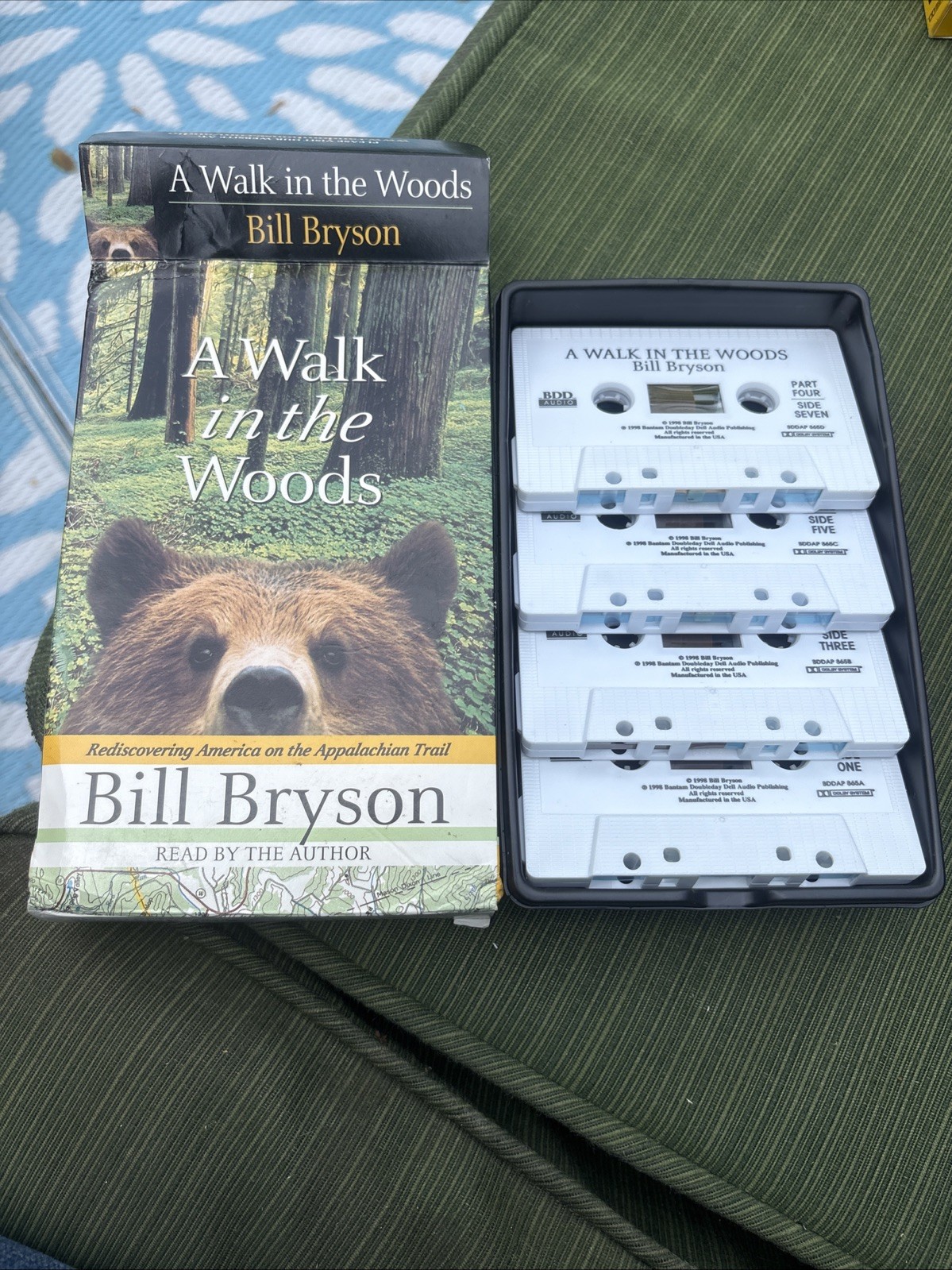 A Walk In The Woods Read By Bill Bryson 6 Hours 4 Cassettes 1998 Audio