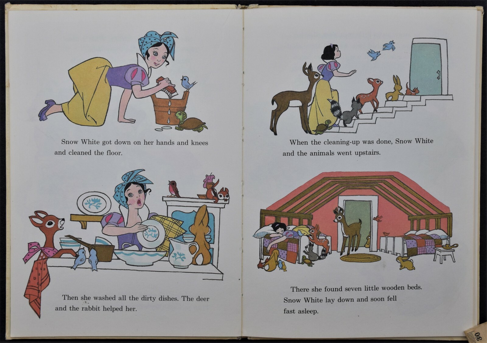 1970 ~ Snow White and the Seven Dwarfs by Disney’s Wonderful World of Reading :