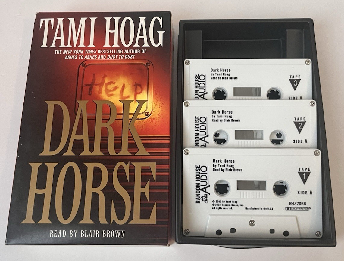 Dark Horse Tami Hoag Cassette Audiobook Read By Blair Brown Random House