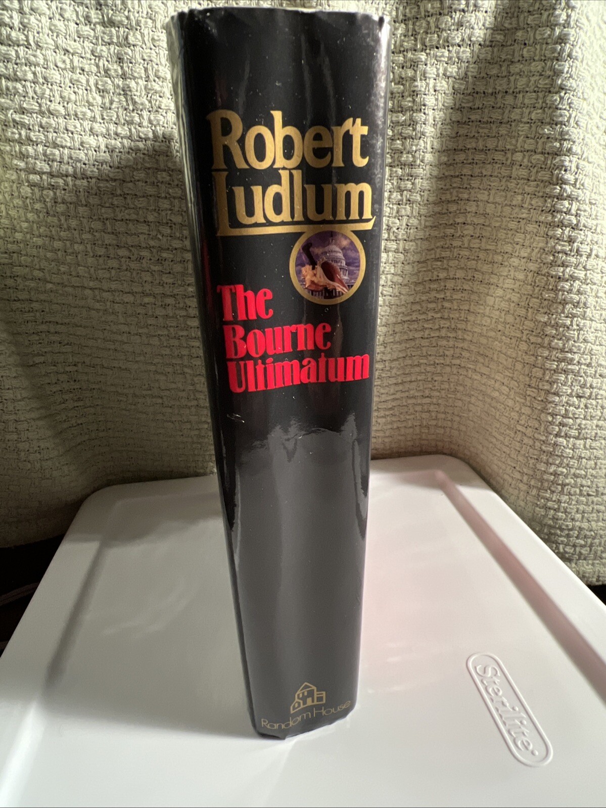 The Bourne Ultimatum — Hardcover By Ludlum, Robert — GOOD Condition Ex Library