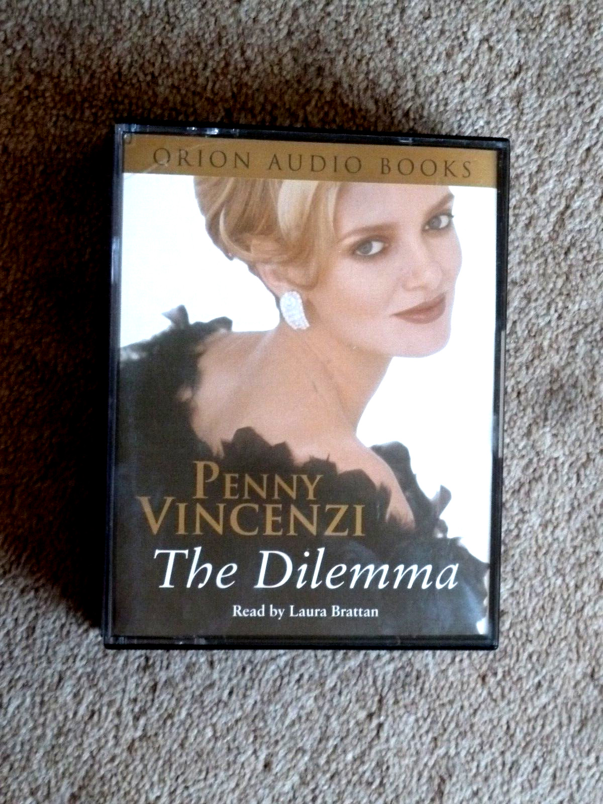 PENNY VINCENZI — THE DILEMMA — AUDIO BOOK — TALKING BOOKS ( 4 CASSETTES )