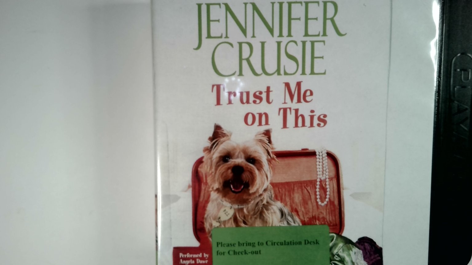 Trust Me on This by Jennifer Crusie Audiobook CDs Unabridged 8 Discs