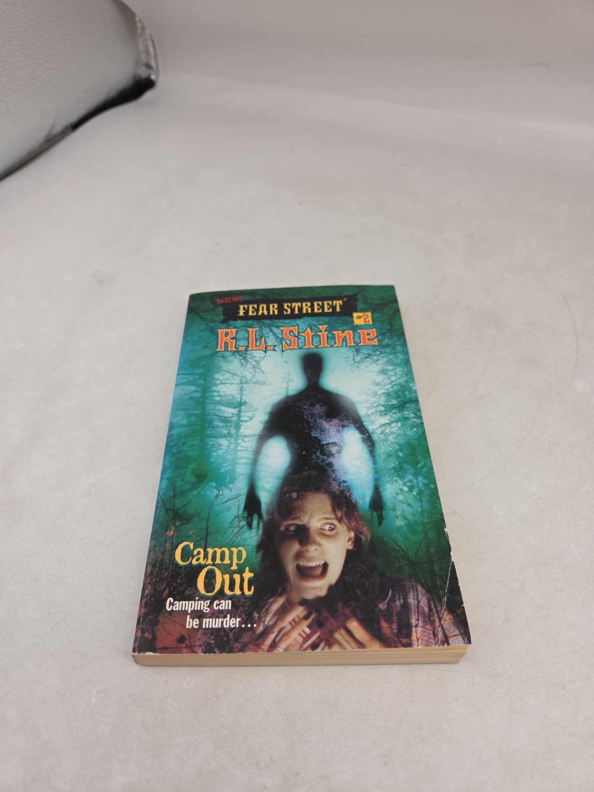 New Fear Street #2 CAMP OUT by R. L. Stine (1999, Trade Paperback) 1st Print