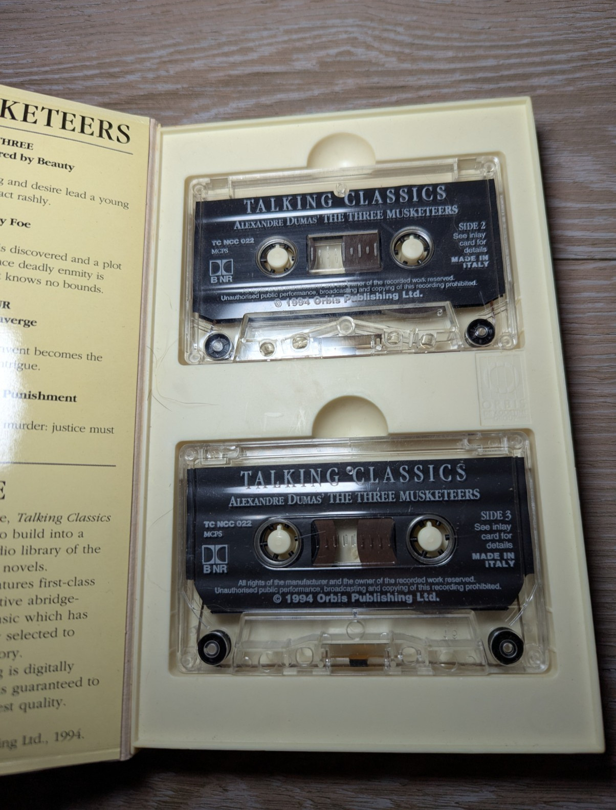 Cassette Talking Classics The Three Musketeers Alexandre Dumas 2-Audiobook Good