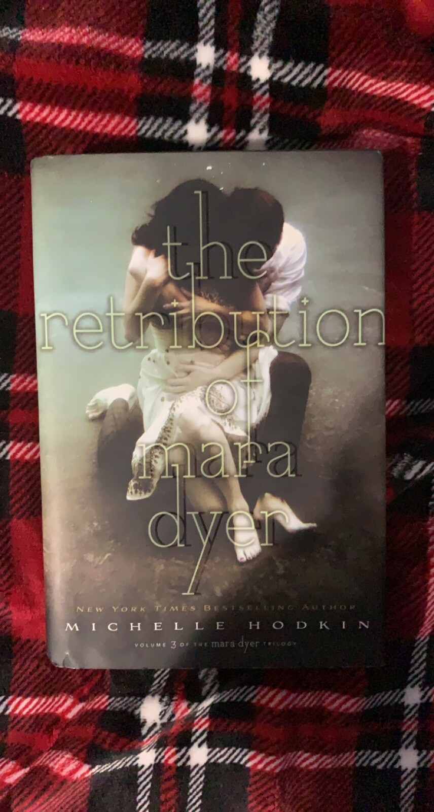 The Mara Dyer Trilogy Ser.: The Retribution of Mara Dyer by Michelle Hodkin…