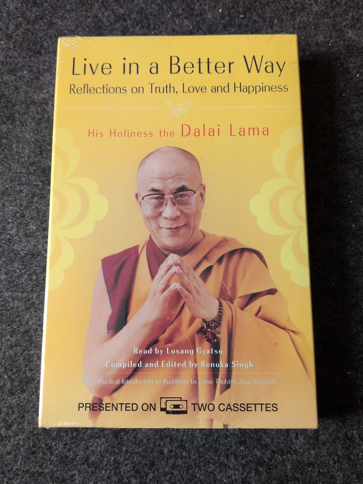 Live in a Better Way : Reflections on Truth, Love, and Happiness by Dalai (V)