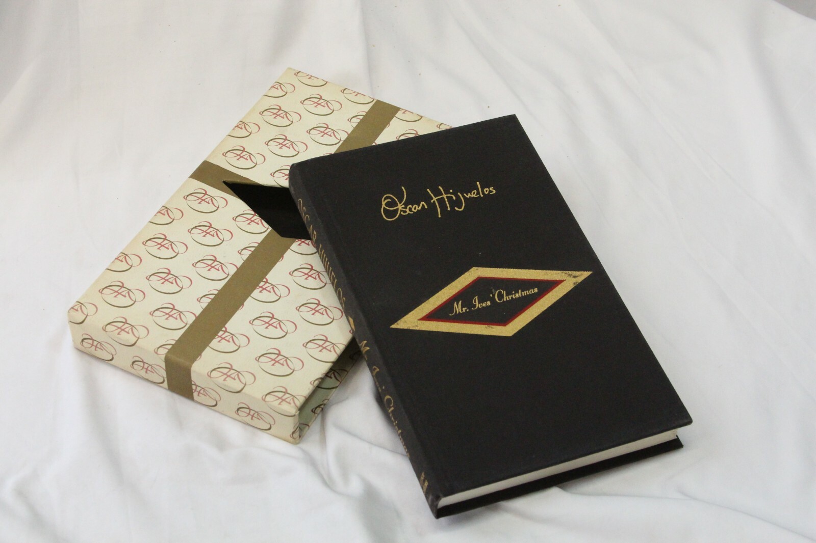 Mr. Ives’ Christmas Oscar Hijuelos 1st Edition 1995 Hardcover w/ Slipcase