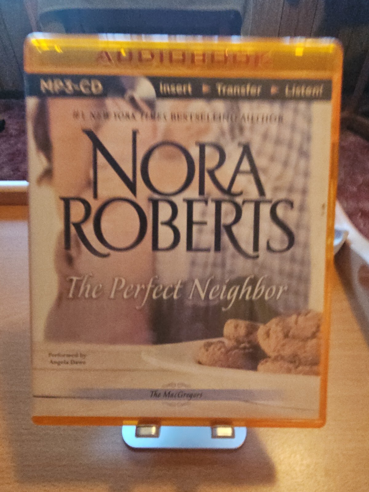 The MacGregors Ser.: The Perfect Neighbor by Nora Roberts (2015, CD MP3,…