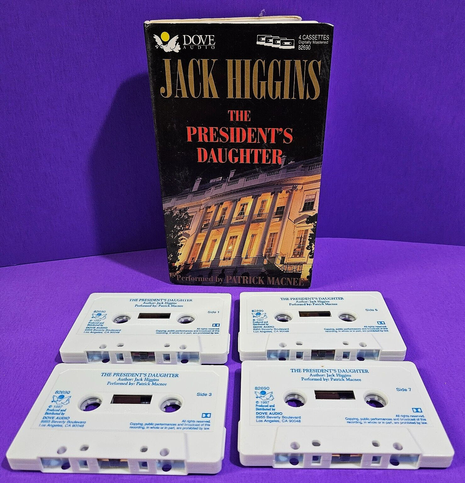 Audio Book on cassettes Jack Higgins The President’s Daughter read by Pat Macnee