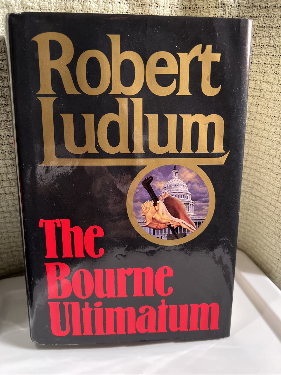 The Bourne Ultimatum — Hardcover By Ludlum, Robert — GOOD Condition Ex Library