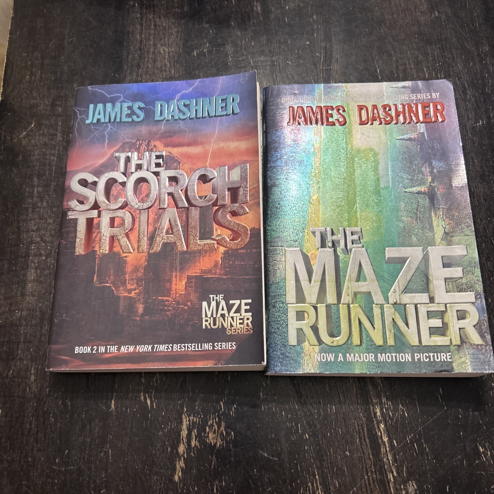 James Dashner Set Of 2 Maze Runner And Scorch Trials Paperback Books 2009,2010