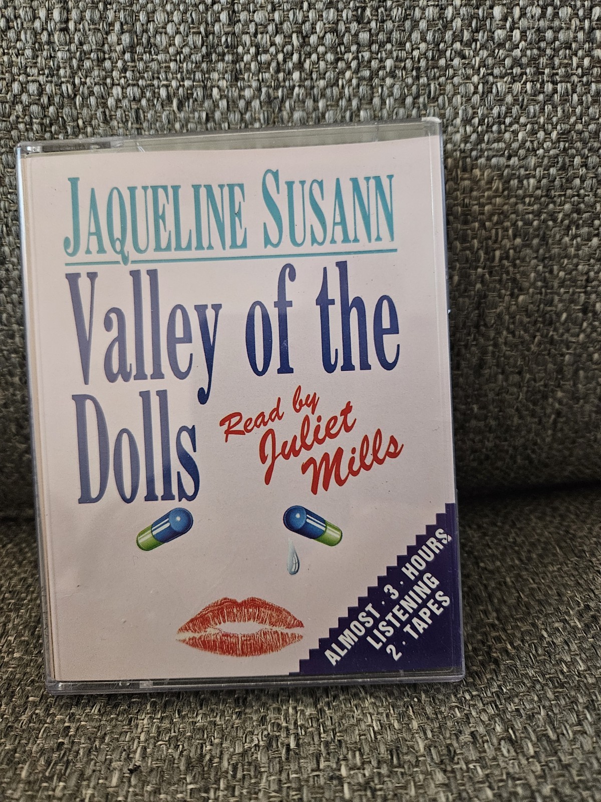 Valley Of The Dolls — Jacqueline Susann — 2 Cassettes — Read By Juliet Mills
