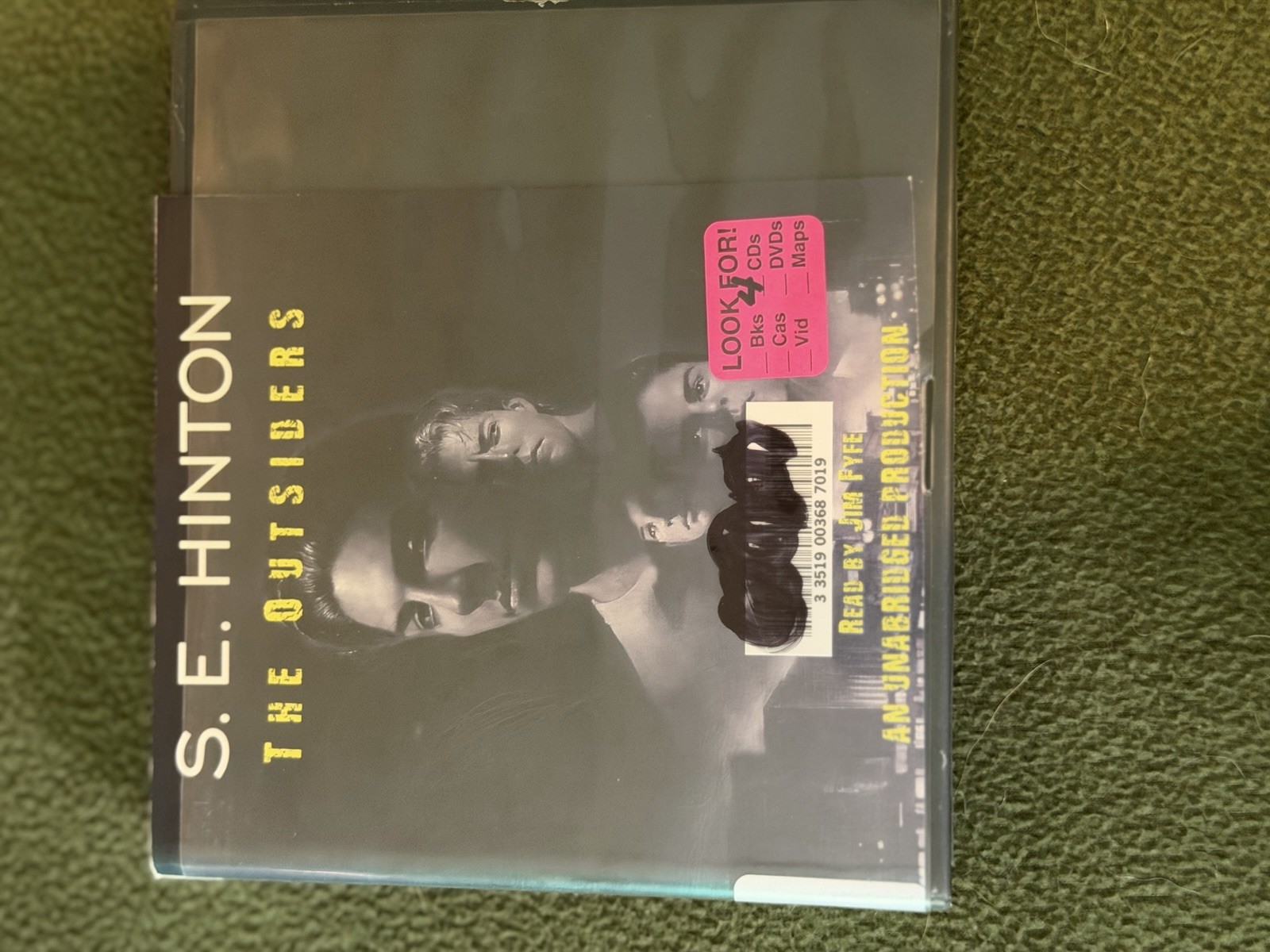 Audiobook CD Lot 2 The Outsiders S.E. Hinton Elizabeth George Unabridged
