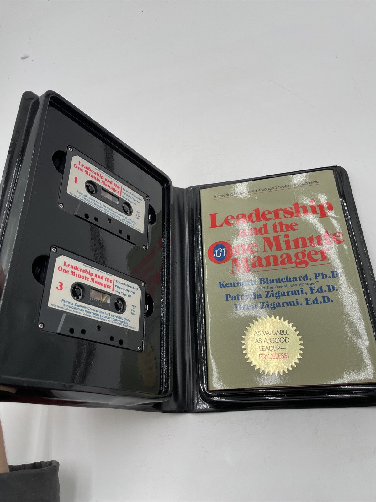 Leadership and the One Minute Manager (1985) – Audio Cassette Set + Book