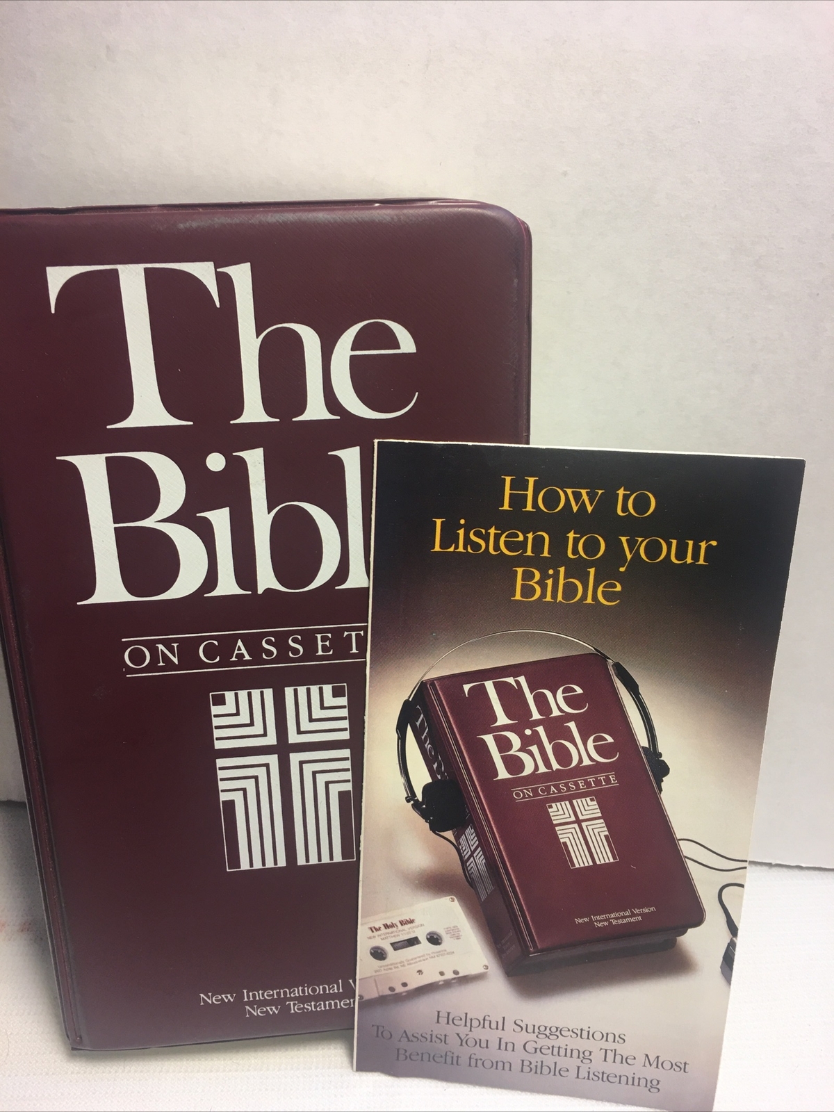 Bible On Cassette. NEW TESTAMENT. NIV VERSION. 12 Hosanna Tapes (Read Desc)