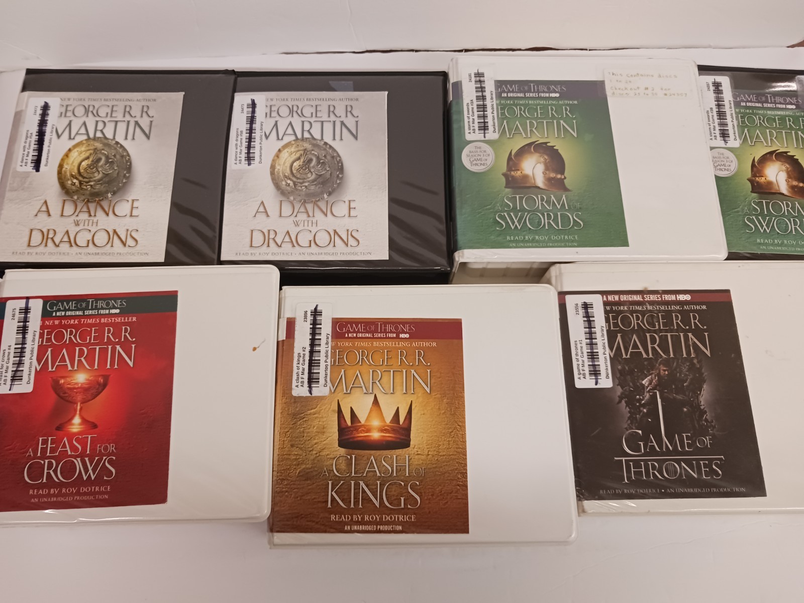 Game of Thrones Complete Audio CD Set 1-5 Unabridged 150 CDs Roy Dotrice Dragons