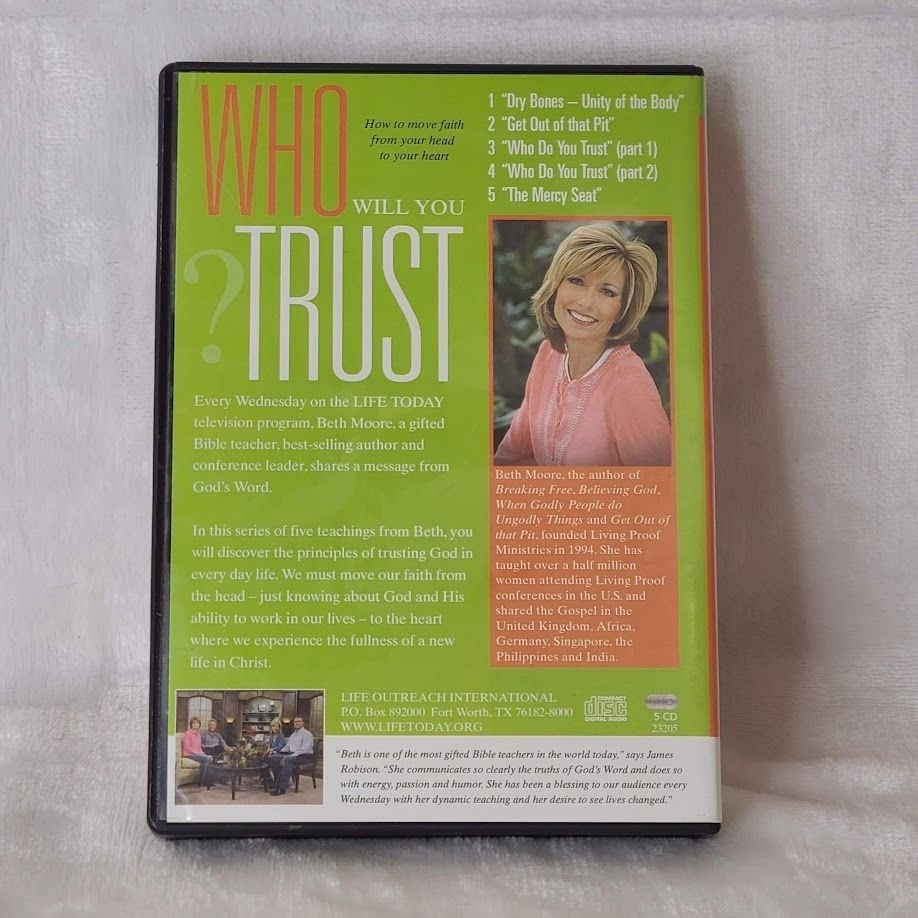 Who Will You Trust 5 Disc CD Audio Series Box Set Beth Moore Religion Faith
