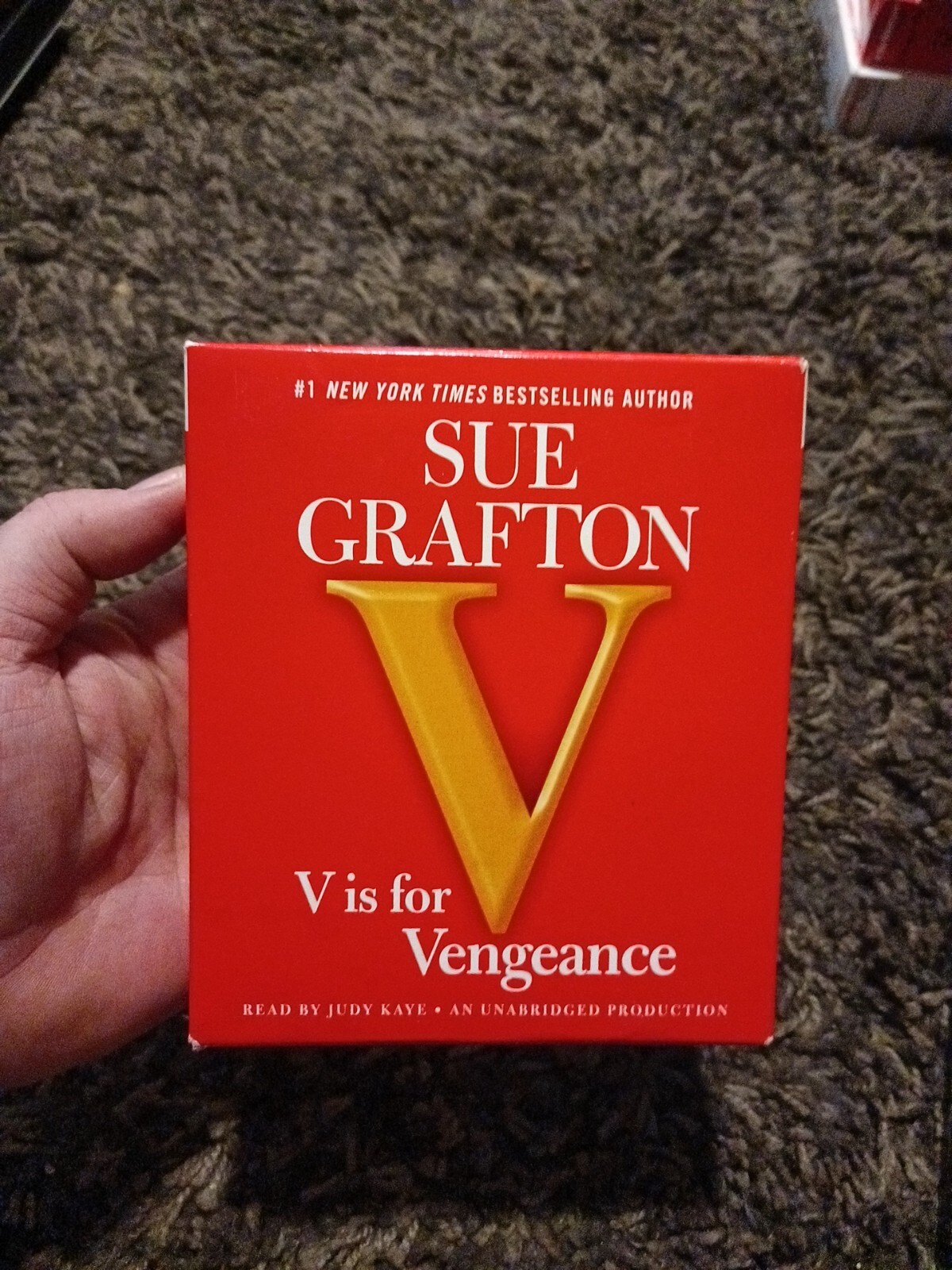V Is for Vengeance by Sue Grafton Kinsey Millhone Series Unabridged CD Audiobook
