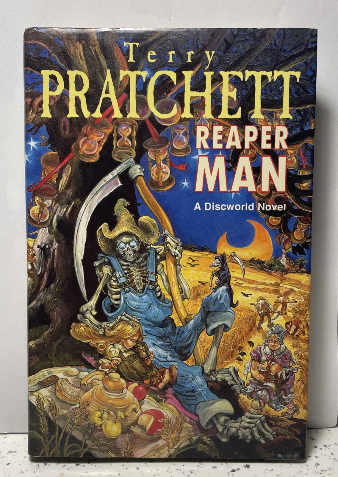 Terry Pratchett Reaper Man Hardback Book UK 1991 Edition A Discworld Novel