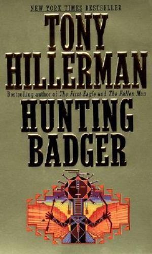 Hunting Badger (Joe Leaphorn/Jim Chee Novels) — Mass Market Paperback — GOOD