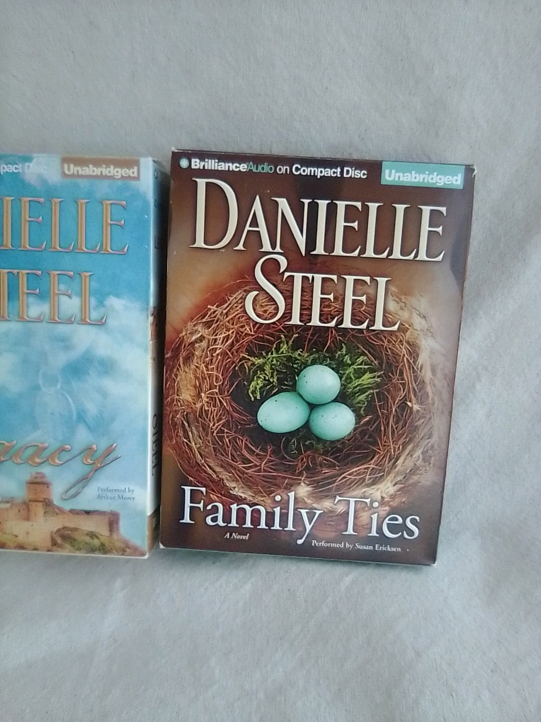 4 Danielle Steel Audiobooks CDs