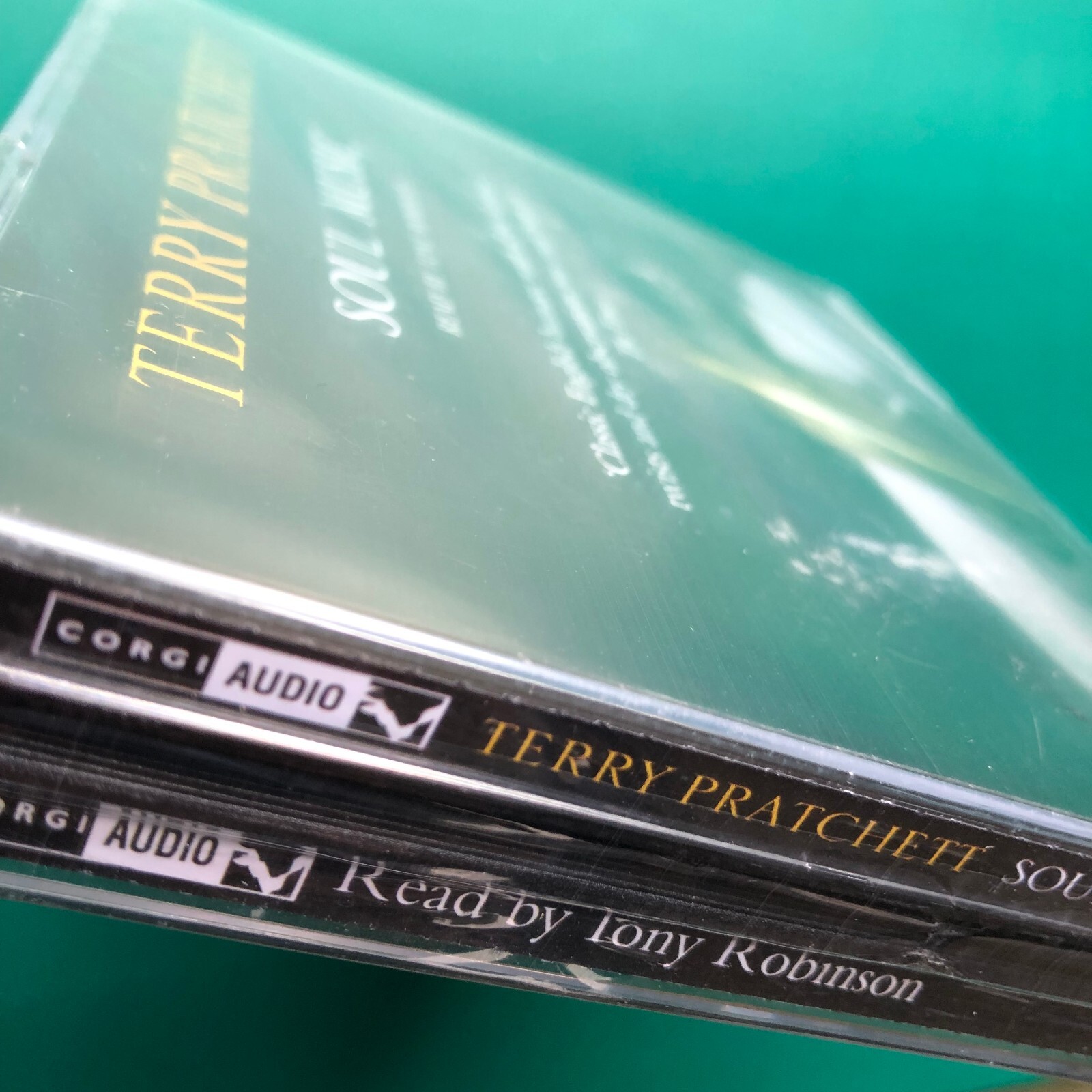 Terry Pratchett SOUL MUSIC English Satire Audiobook 3 x CD Tony Robinson SEALED
