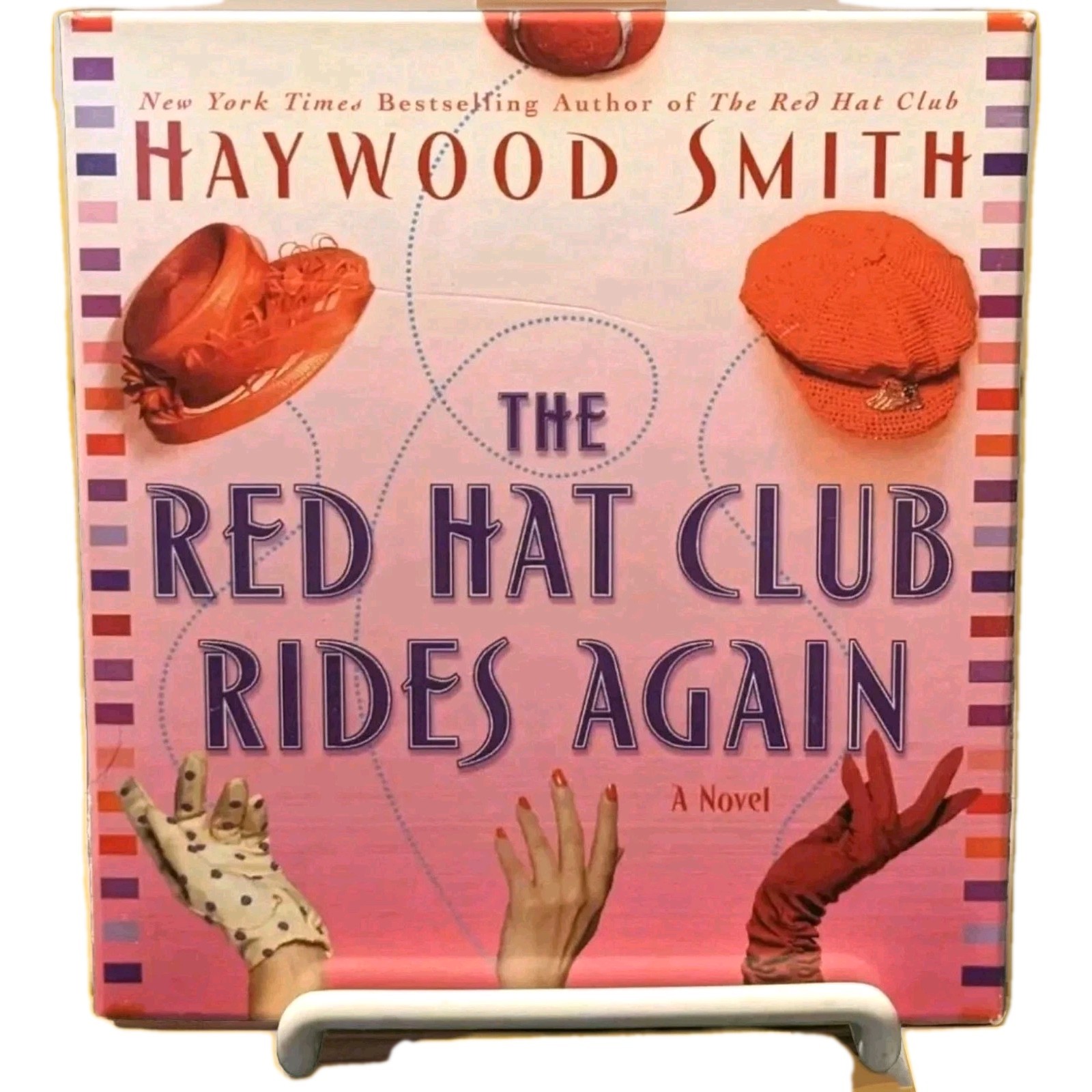 Red Had Club Rides Again Haywood Smith Read By Cynthia Darlow Audio CD Abridged