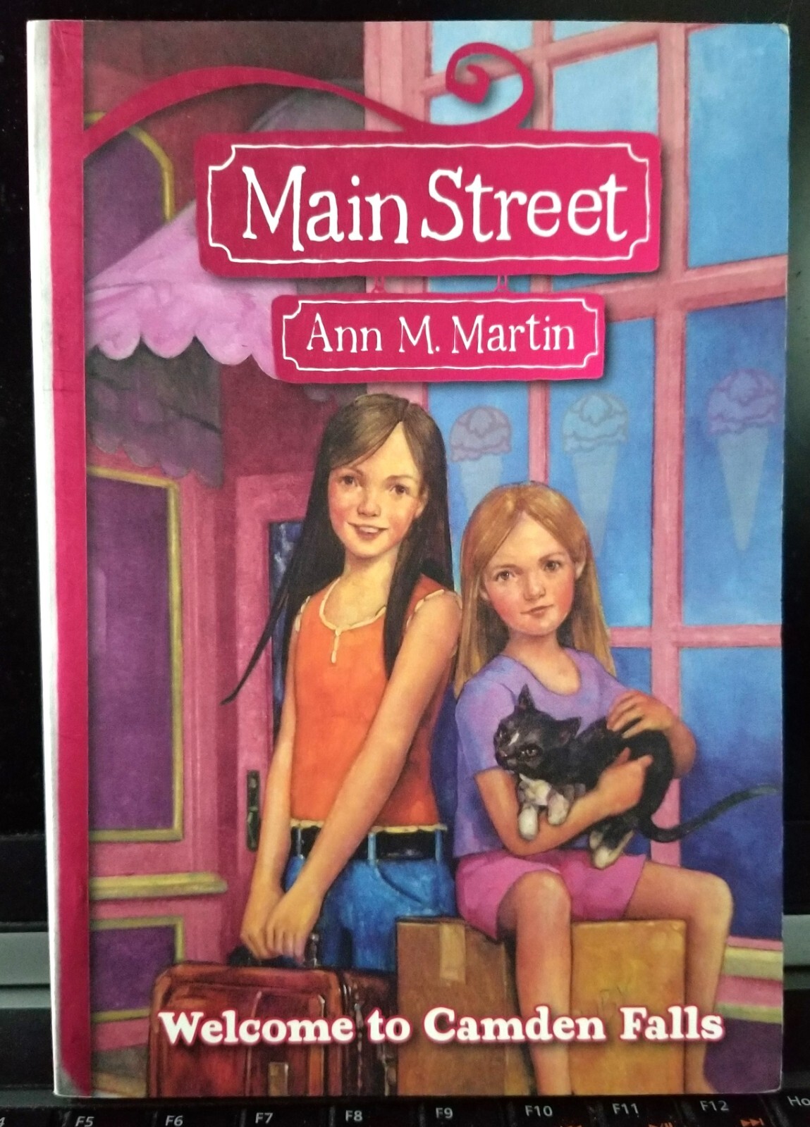 Main Street #1: Welcome to Camden Falls — Paperback Book By Martin, Ann M