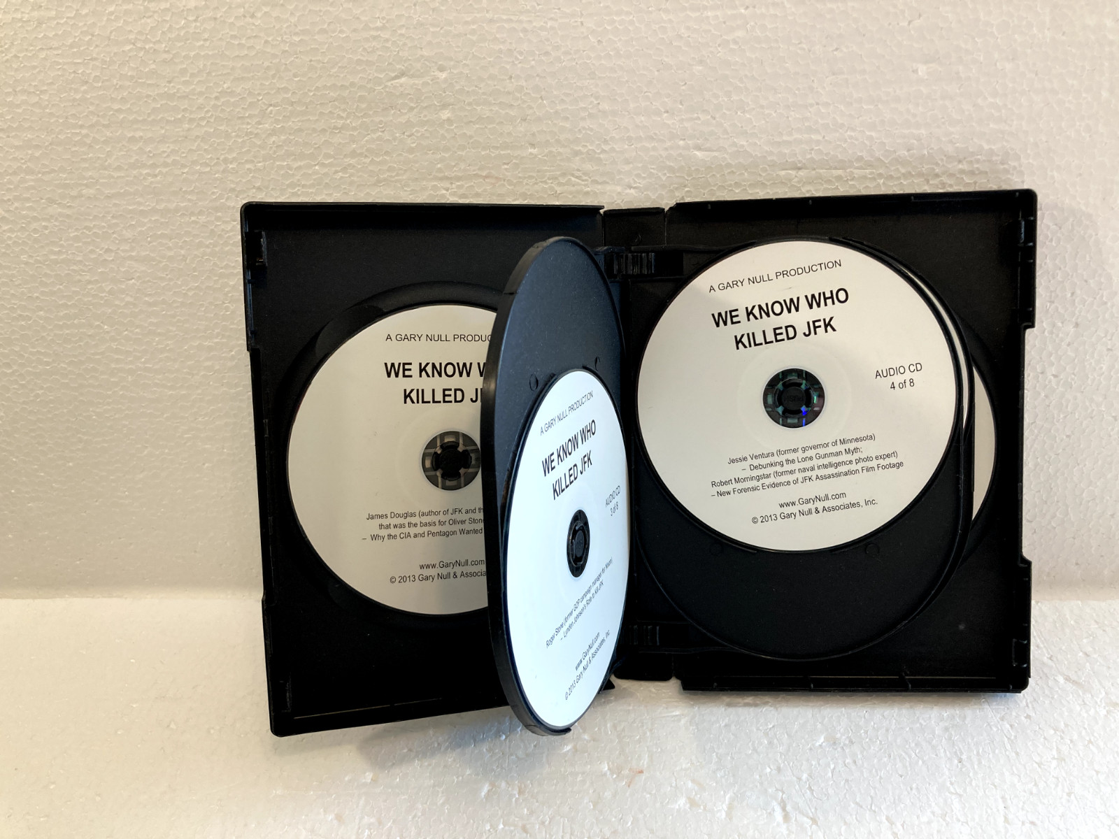 WE KNOW WHO KILLED JFK, A Gary Null Productions 2013 (8 audio CDs)