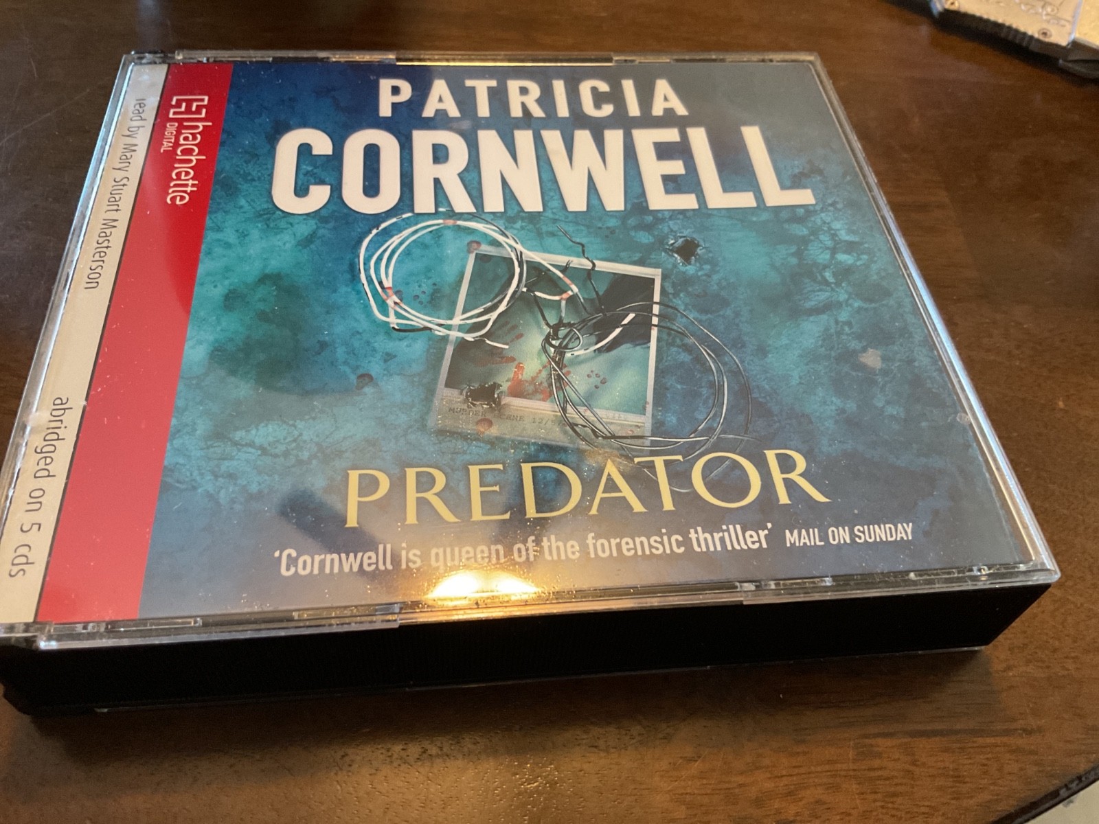 PREDATOR by Patricia Cornwell Audiobook cd (Mary Stuart Masterton) Free ship