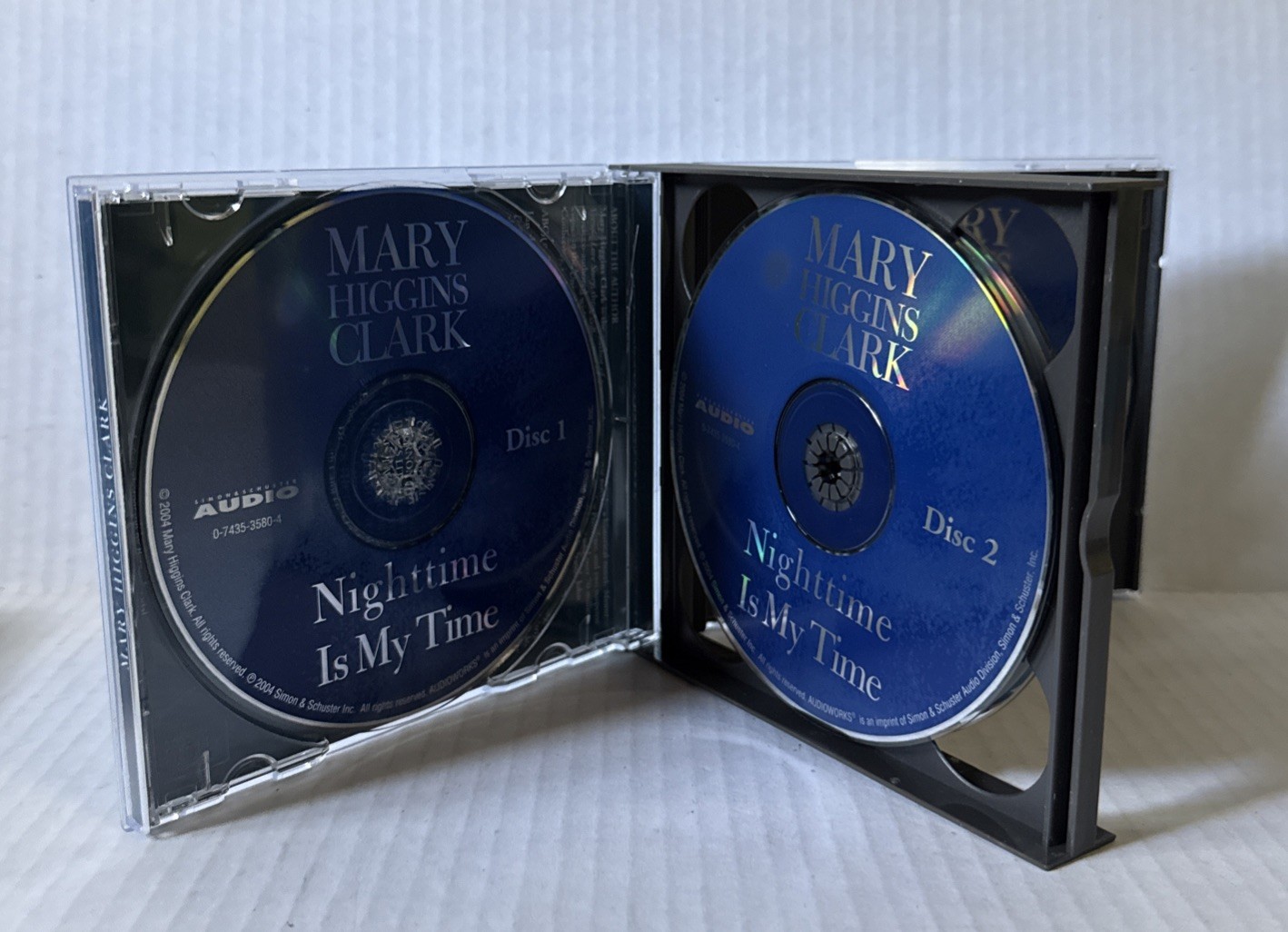 Nighttime is My Time by Mary Higgins Clark (4 CD Abridged Audiobook)