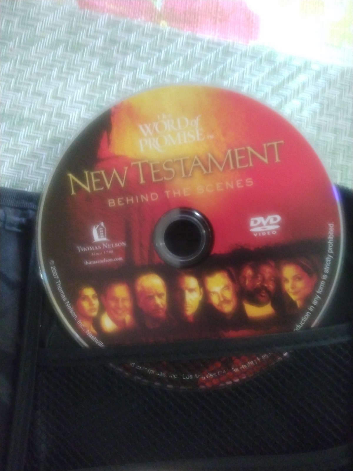 The Word of Promise New Testament by Thomas Nelson Publishing Staff (2007,…