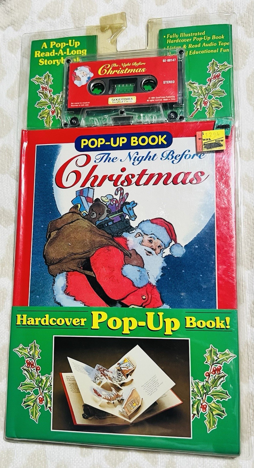 The Night Before Christmas Pop Up Read Along Book and Cassette 1994 Good times