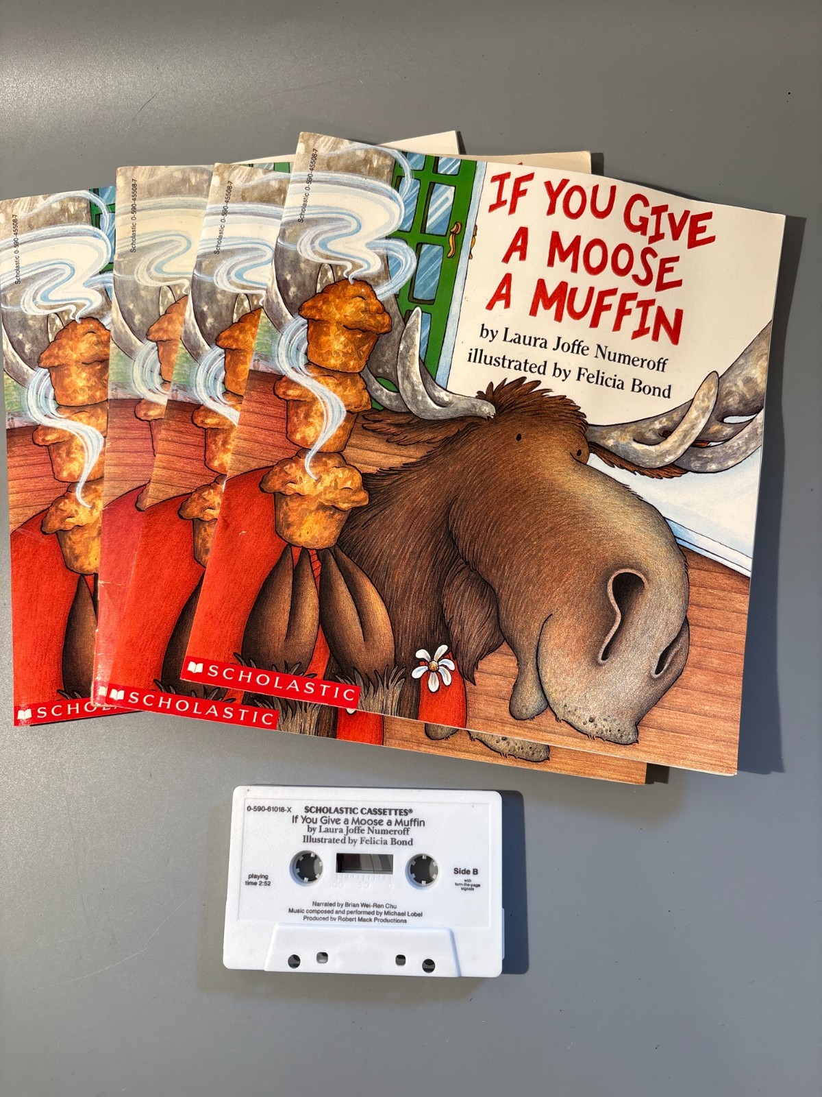 If You Give a Moose a Muffin Scholastic Cassette Read Along 4 Books Numeroff