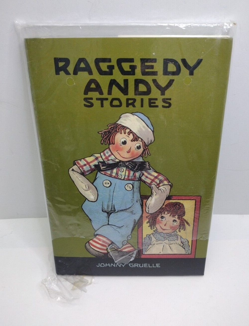 Raggedy Andy Stories by Johnny Gruel, with Sleeve, Like New