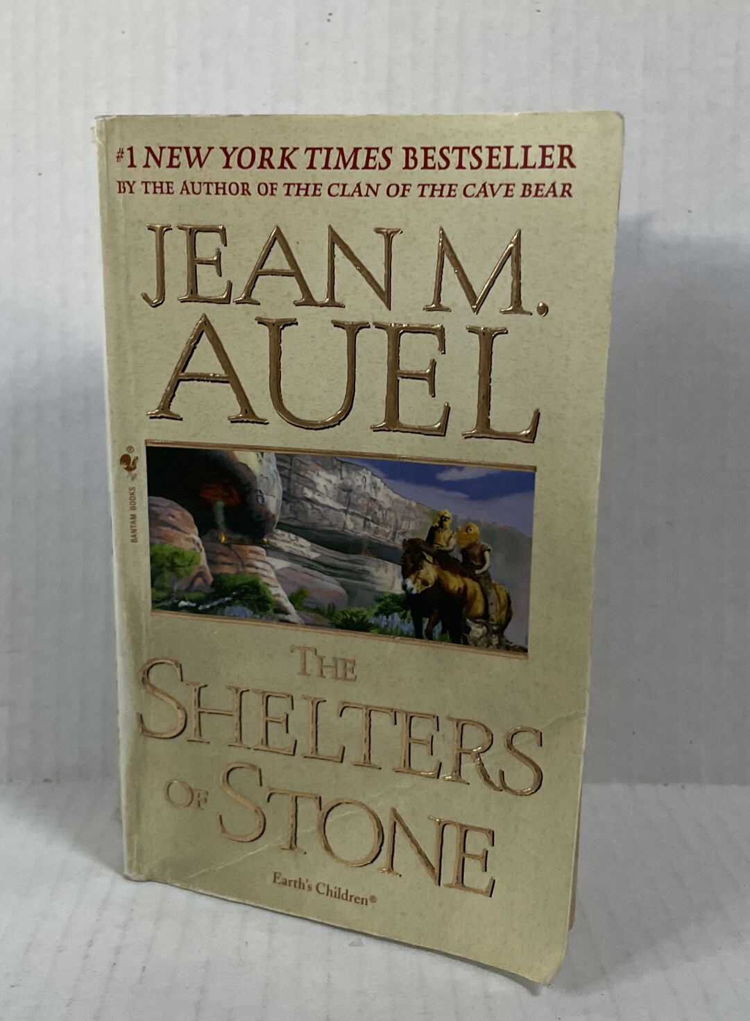 2 EARTH’S CHILDREN Books by Jean M Auel — Mammoth Hunters & Shelters Of Stone