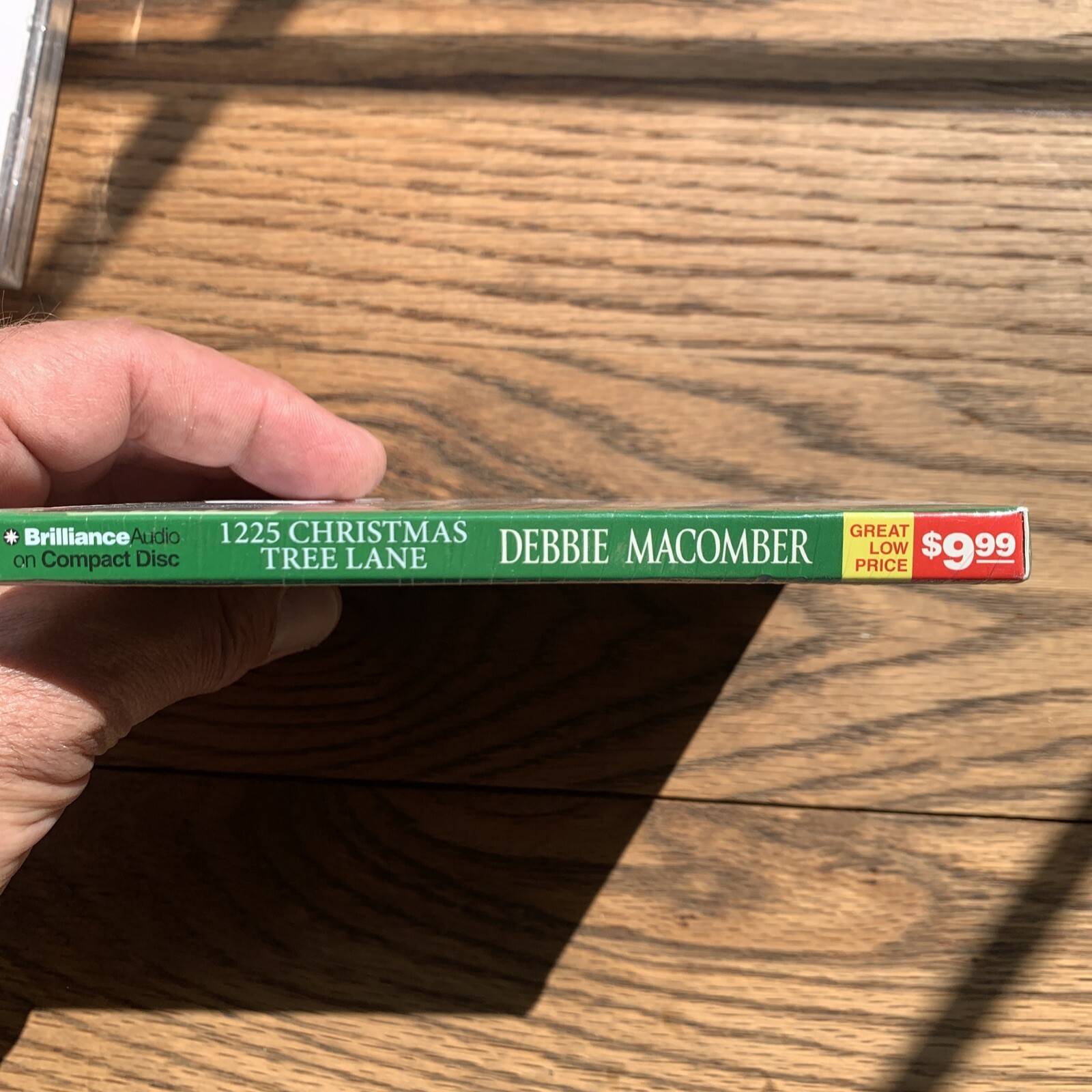 Cedar Cove Ser.: 1225 Christmas Tree Lane by Debbie Macomber (2012, Compact…