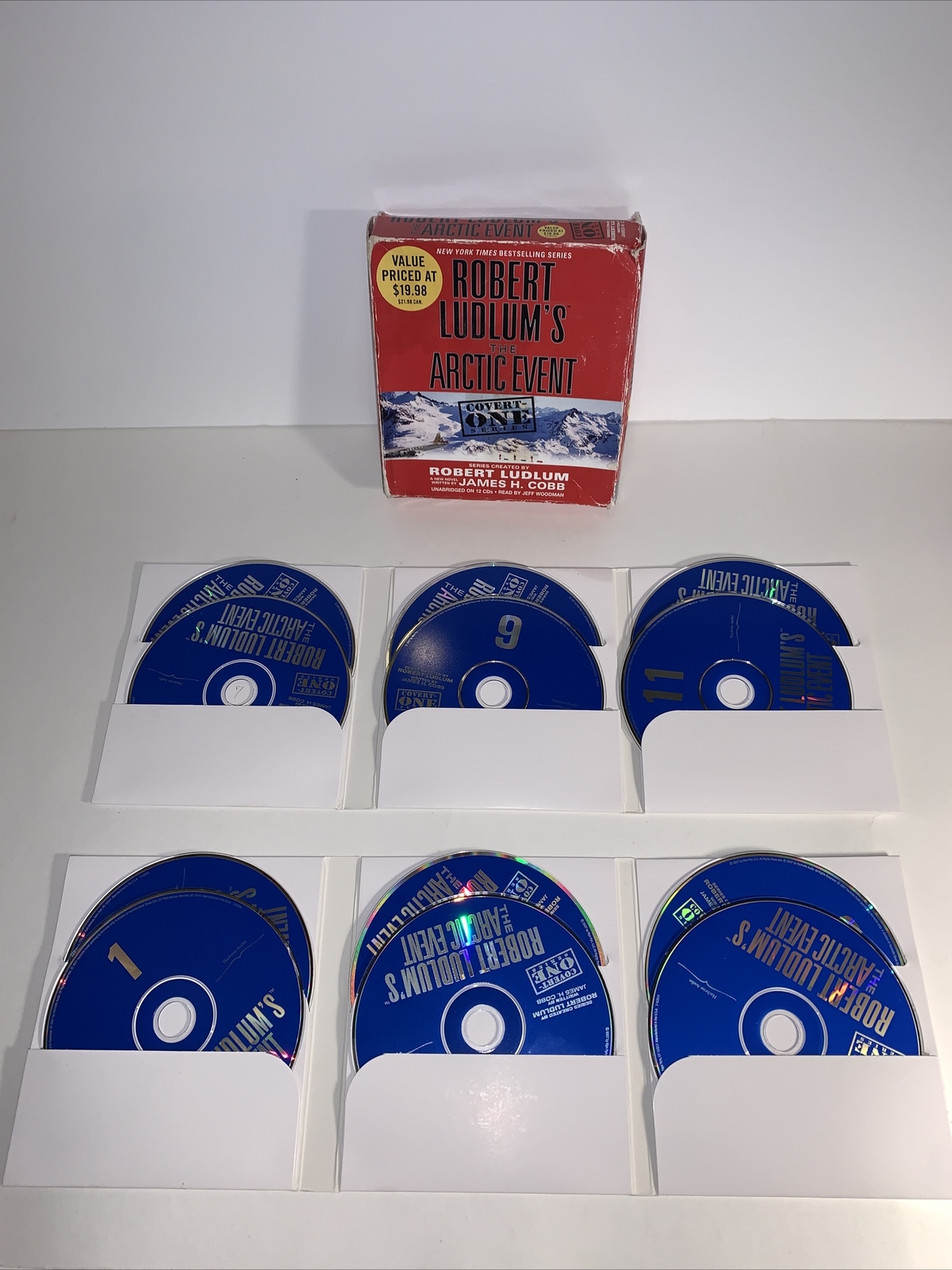 Robert Ludlum’s (TM) The Arctic Event (Covert-One series) — Audio CD — VERY GOOD