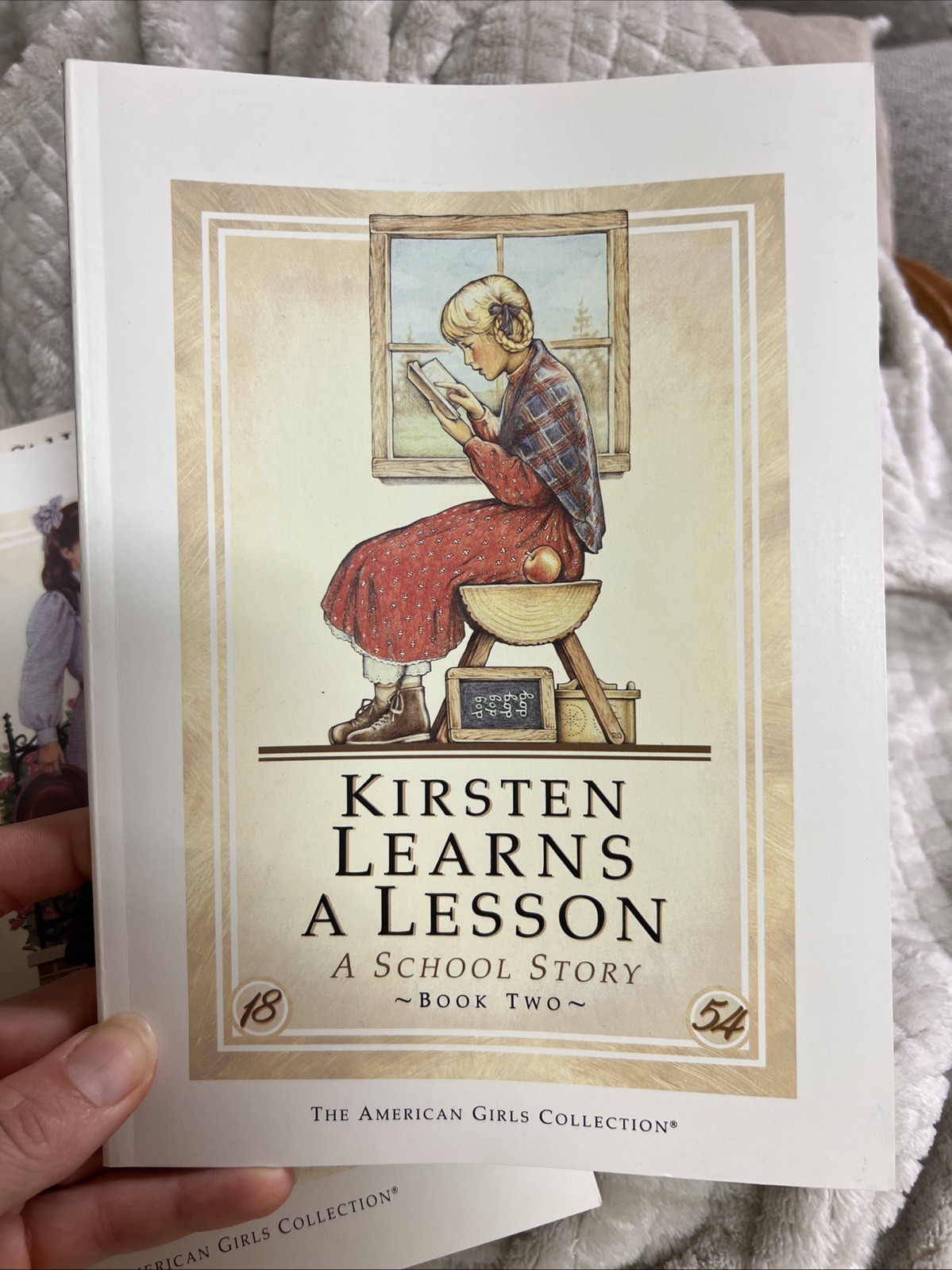 Kirsten Learns a Lesson by Janet Beeler Shaw (1988, Trade Paperback)