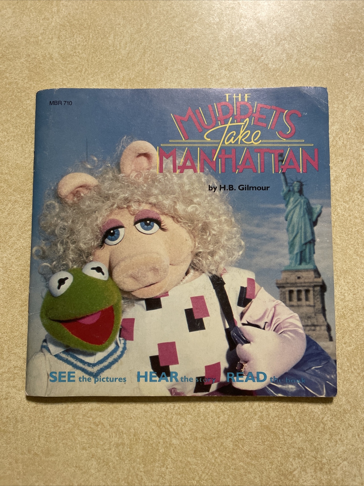 1984 The Muppets Take Manhattan Hear Read See Book & Vinyl Record 33 1/3 RPM