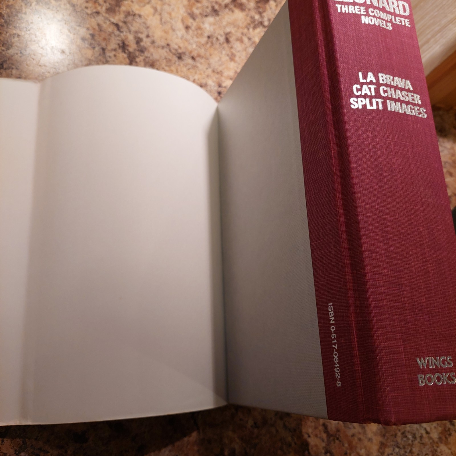 Elmore Leonard 3 Complete Novels La Brava, Cat Chaser, Split Images HCDJ
