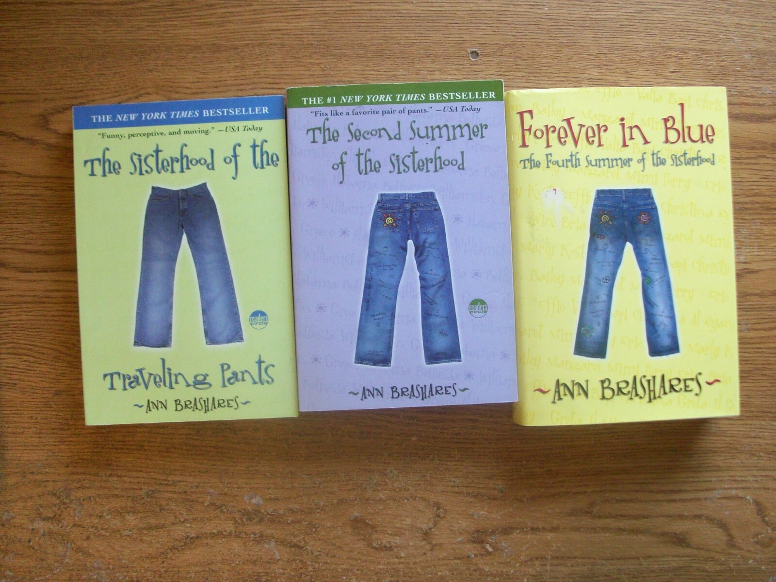Mixed Lot of 3 Sisterhood Books by Ann Brashares #1,2, 4
