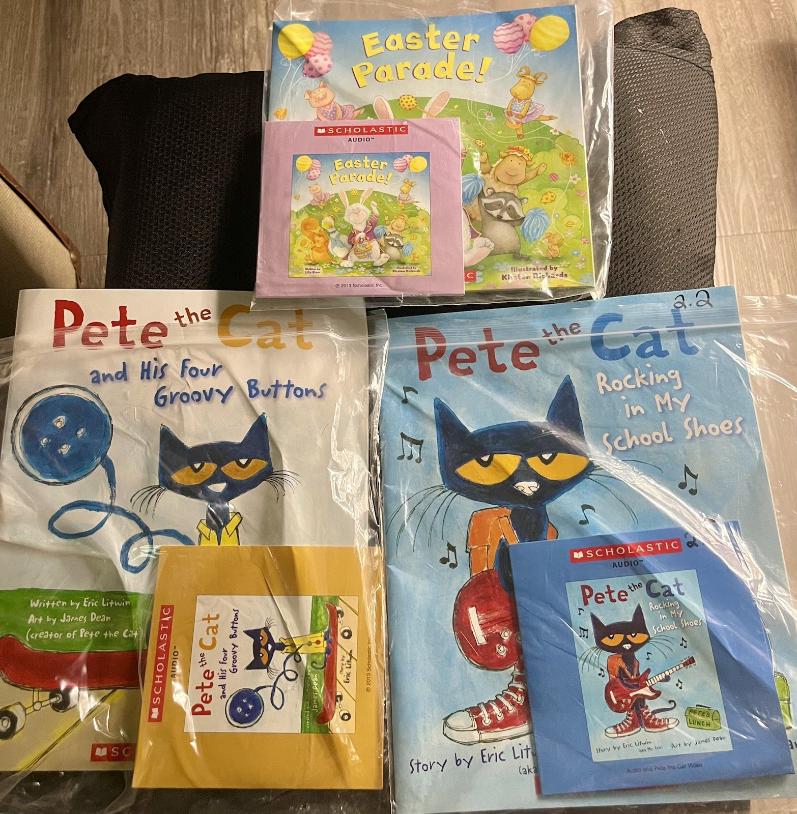 lot of 11 Scholastic books with audio CDs Great Condition — Pete the Cat & more